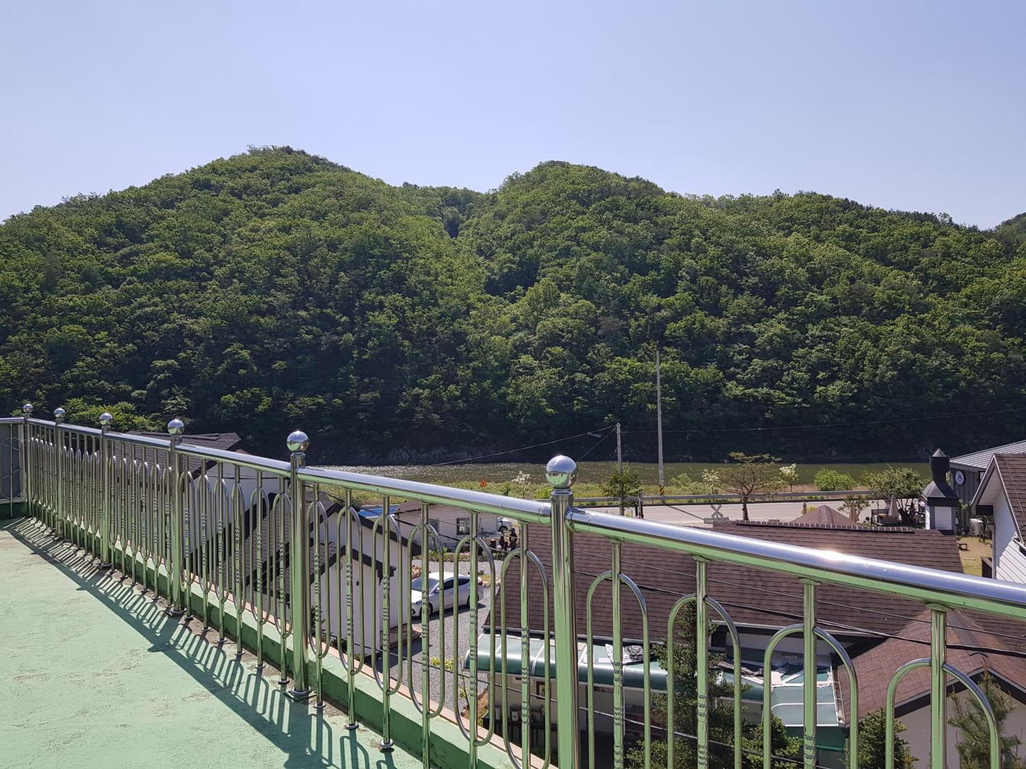 Hongcheon Haedrin Pension Exterior photo